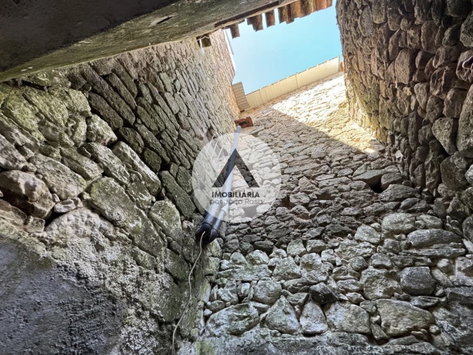 Moradia T4 para Venda em Alcains Foto 11