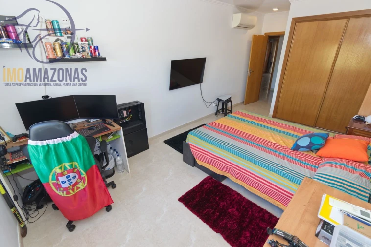 Apartamento T3 para Venda em Silves Foto 16