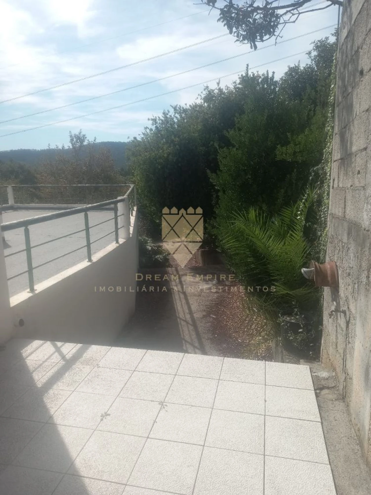 Moradia T3 para Venda em Aguiar de Sousa Foto 2