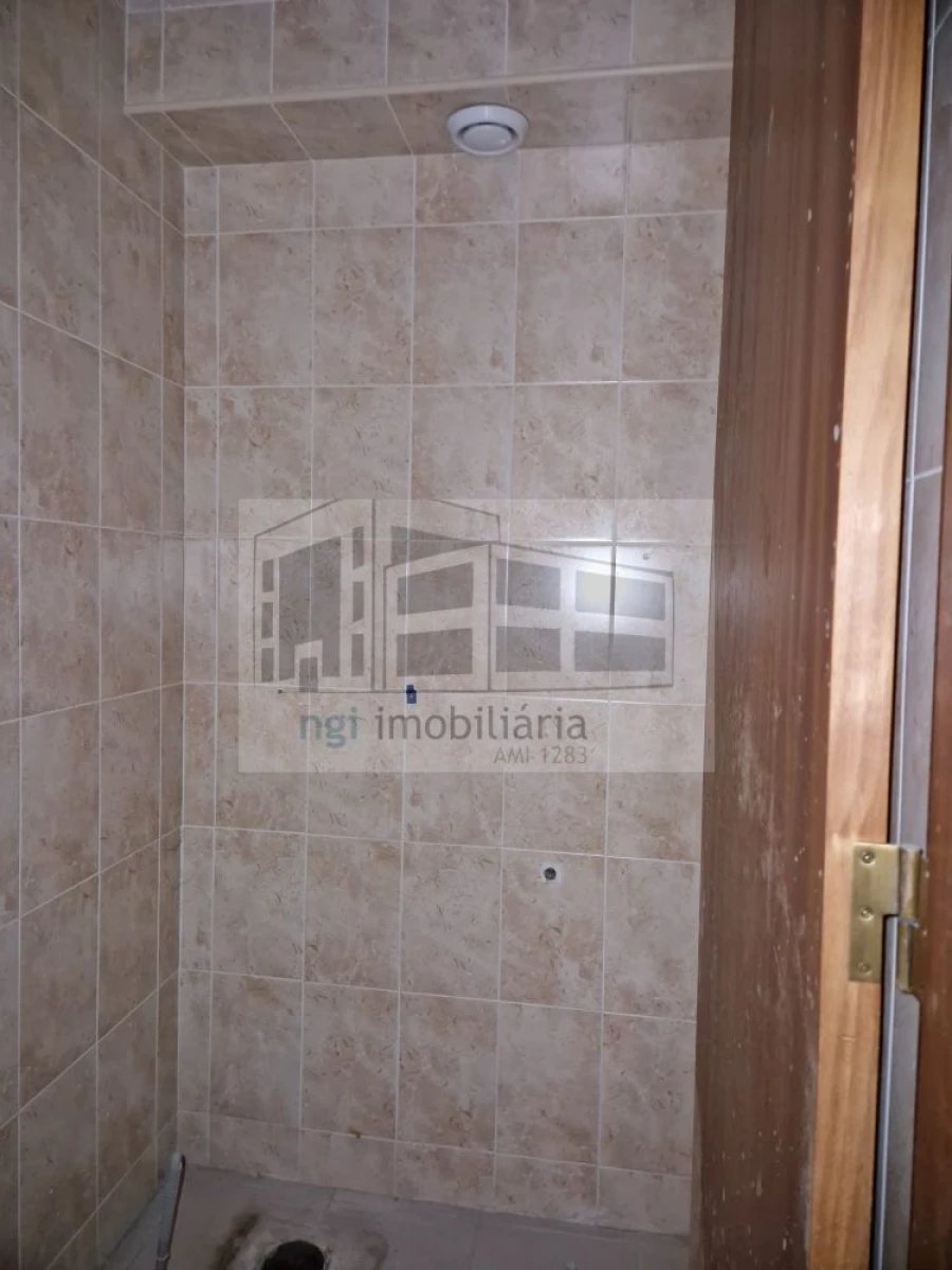 Loja para Venda em Setubal (São Sebastião) Foto 7