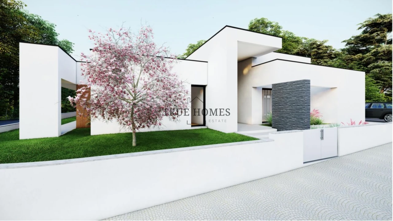 Moradia T4 para Venda em Corroios Foto 3