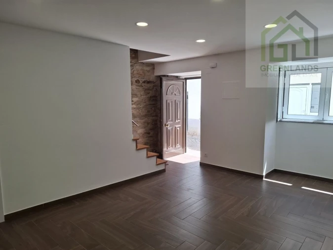 Moradia T4 para Venda em Côja e Barril de Alva Foto 3