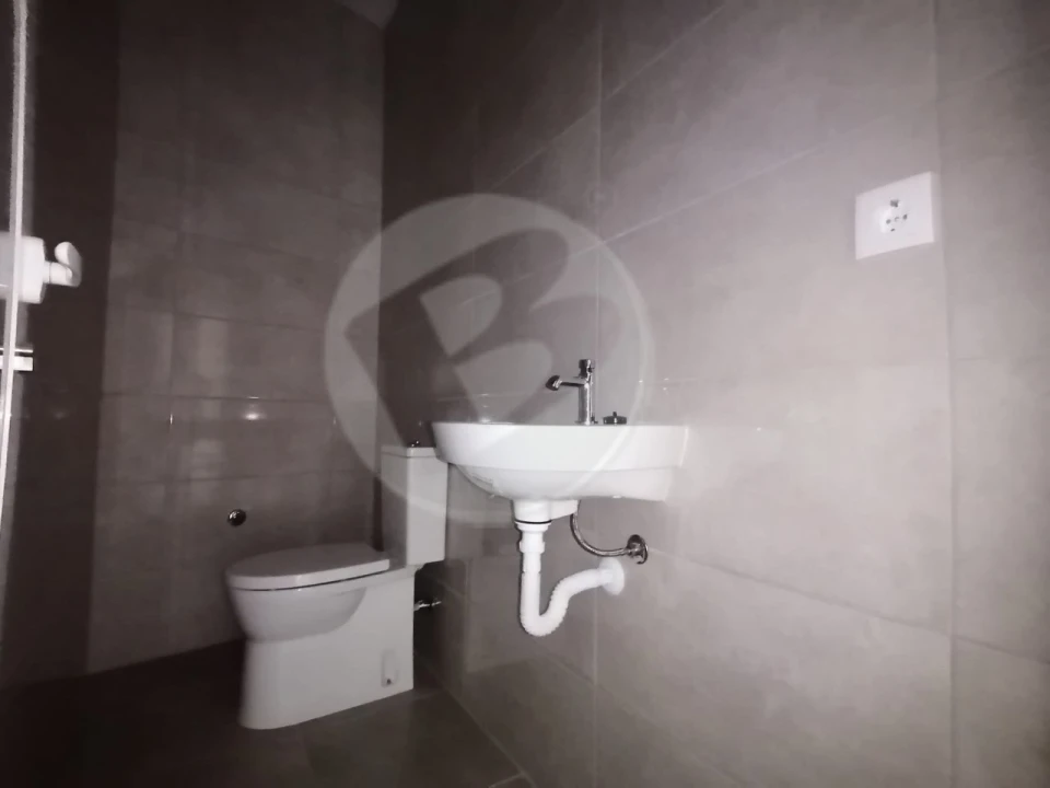 Armazém para Venda em Aver-O-Mar, Amorim e Terroso Foto 11