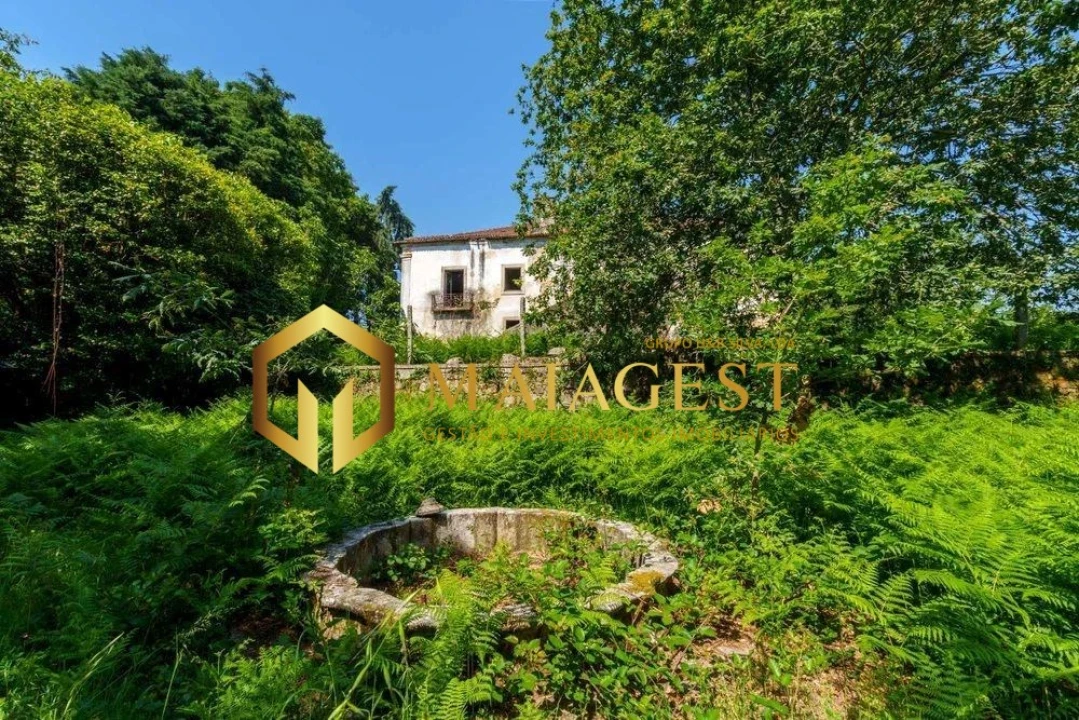 Moradia T10 para Venda em Vila de Cucujães Foto 8