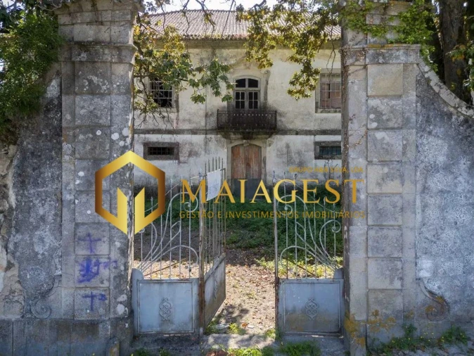 Moradia T10 para Venda em Vila de Cucujães Foto 4