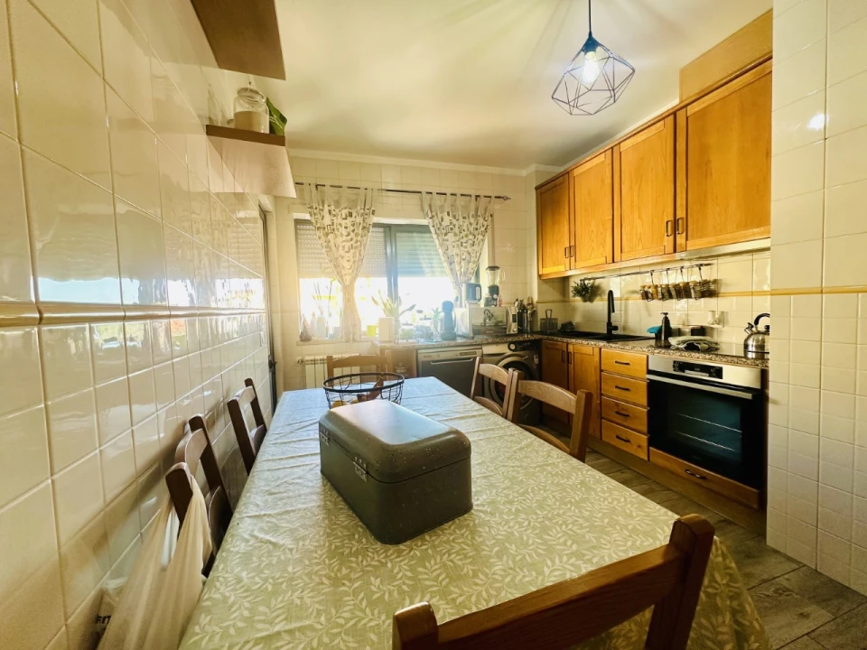 Apartamento T3 para Venda em Abrantes (São Vicente e São João) e Alferrarede Foto 2