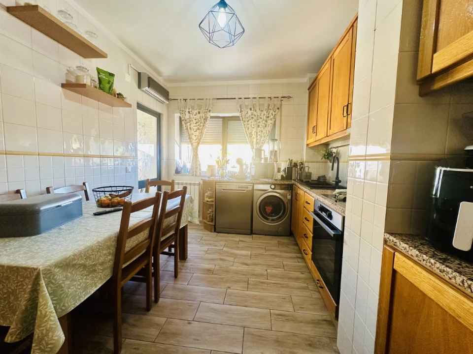 Apartamento T3 para Venda em Abrantes (São Vicente e São João) e Alferrarede Foto 4