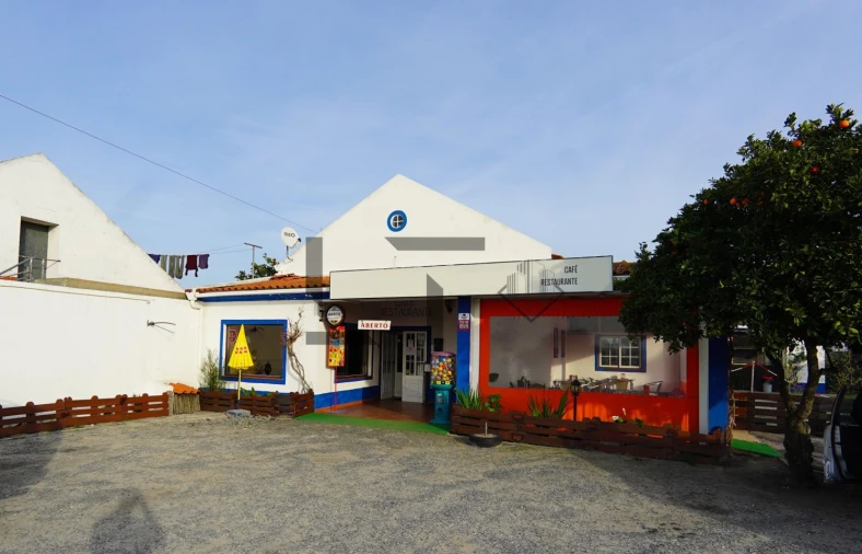 Negócio para Venda em Santa Maria do Castelo e Santiago e Santa Susana Foto 5