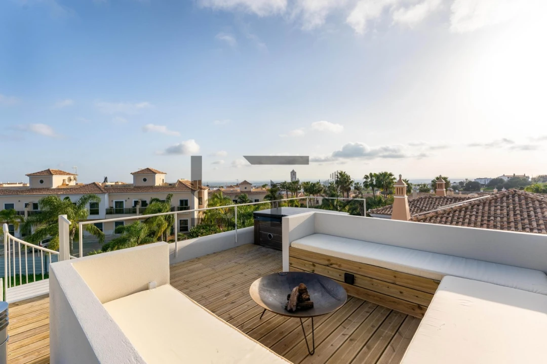 Moradia T3 para Venda em Santa Barbara de Nexe Foto 29