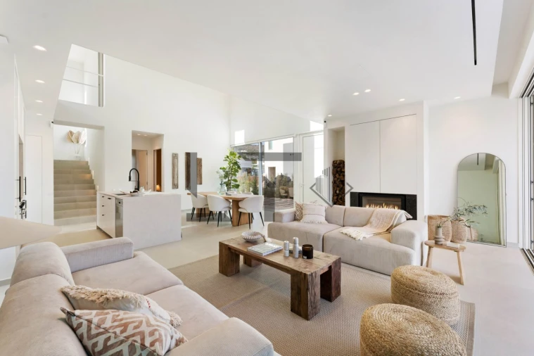 Moradia T3 para Venda em Santa Barbara de Nexe Foto 11