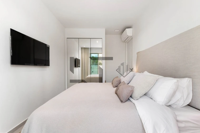 Moradia T3 para Venda em Santa Barbara de Nexe Foto 17