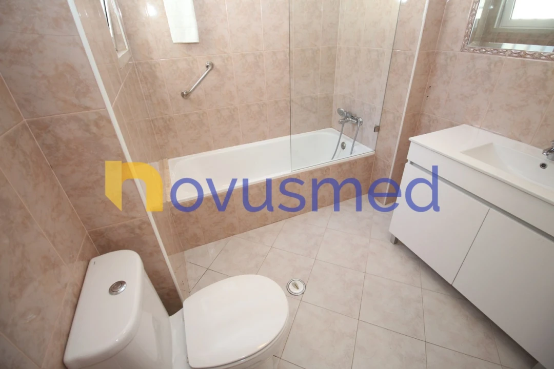 Moradia T7 para Venda em Albufeira e Olhos de Água Foto 23