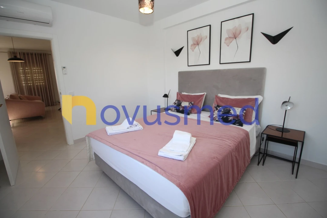 Moradia T7 para Venda em Albufeira e Olhos de Água Foto 34