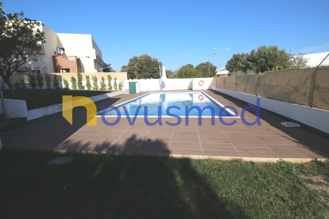 Moradia T7 para Venda em Albufeira e Olhos de Água Foto 12