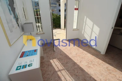 Moradia T7 para Venda em Albufeira e Olhos de Água