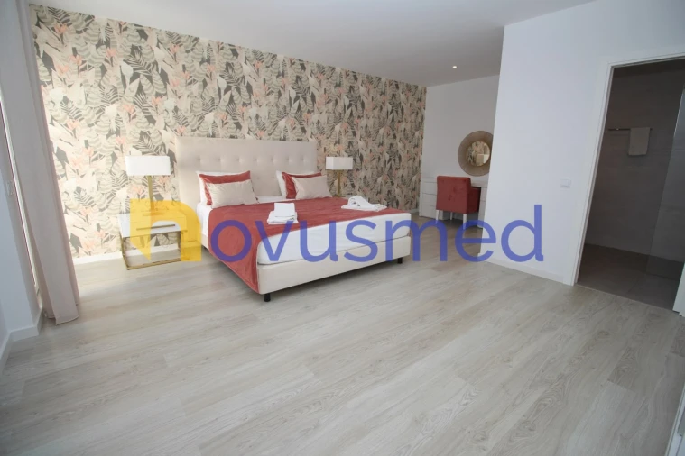 Moradia T7 para Venda em Albufeira e Olhos de Água Foto 39