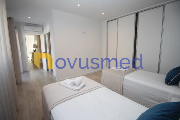 Moradia T7 para Venda em Albufeira e Olhos de Água Foto 44