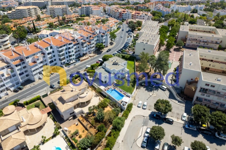 Moradia T7 para Venda em Albufeira e Olhos de Água Foto 47