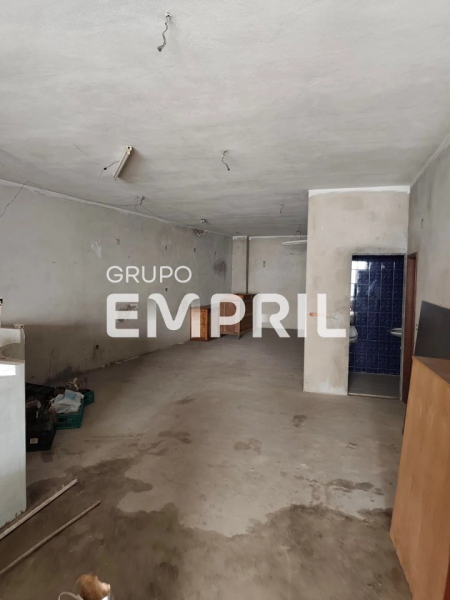 Loja para Venda em Mafamude e Vilar do Paraíso Foto 3