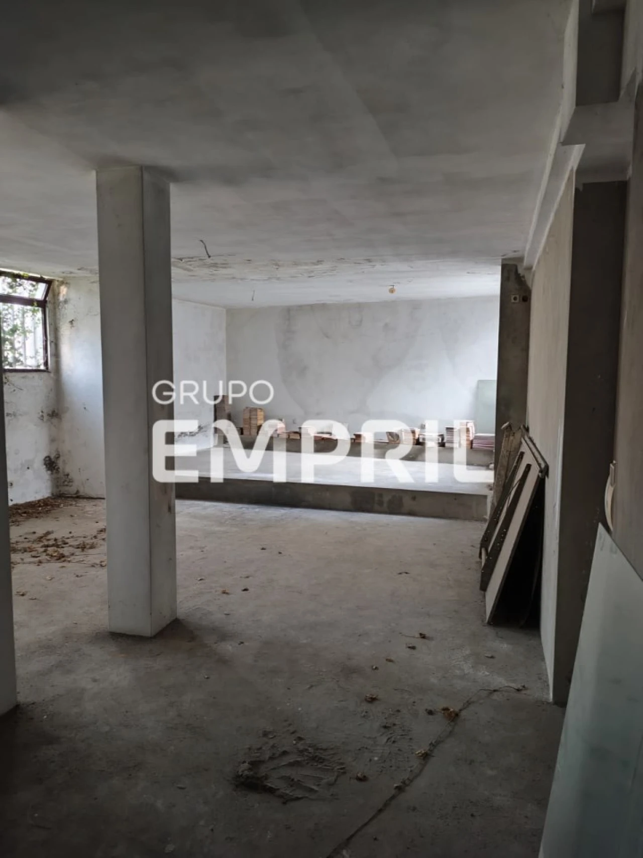 Escritório para Venda em Mafamude e Vilar do Paraíso Foto 2