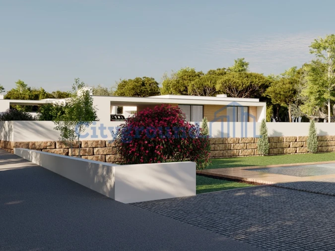 Moradia T3 para Venda em Turquel Foto 3