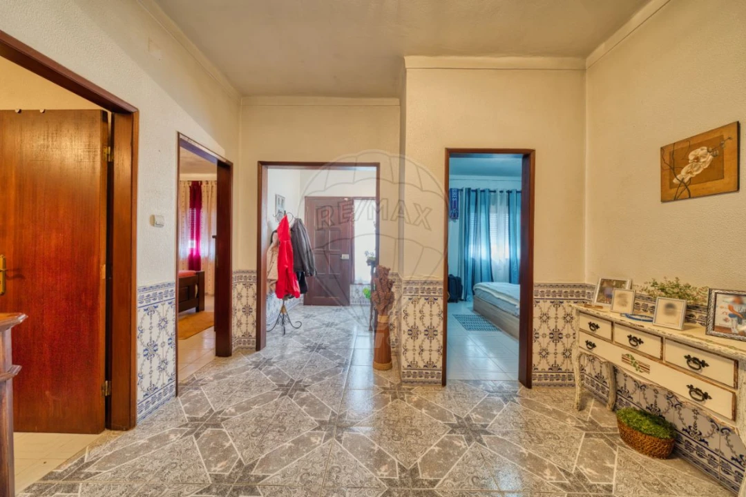 Moradia T5 para Venda em Fazendas de Almeirim Foto 20