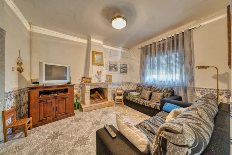 Moradia T5 para Venda em Fazendas de Almeirim Foto 16