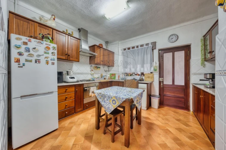 Moradia T5 para Venda em Fazendas de Almeirim Foto 17