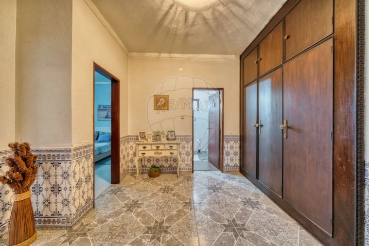 Moradia T5 para Venda em Fazendas de Almeirim Foto 24