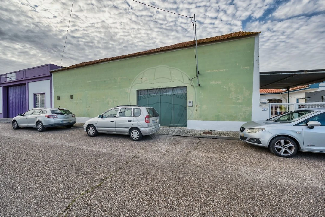 Moradia T5 para Venda em Fazendas de Almeirim Foto 37