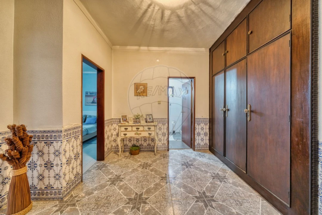 Moradia T5 para Venda em Fazendas de Almeirim Foto 24