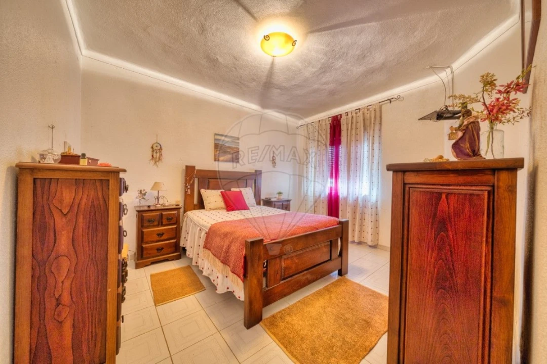 Moradia T5 para Venda em Fazendas de Almeirim Foto 21