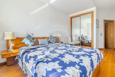 Apartamento T4 para Venda em Canidelo