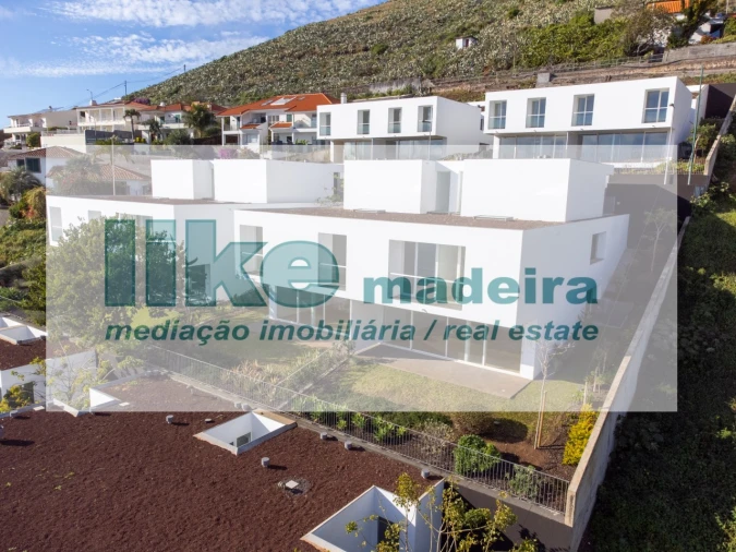 Moradia T3 para Venda em São Martinho Foto 4