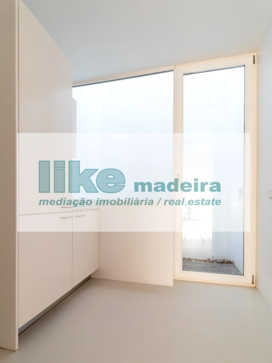 Moradia T3 para Venda em São Martinho Foto 14