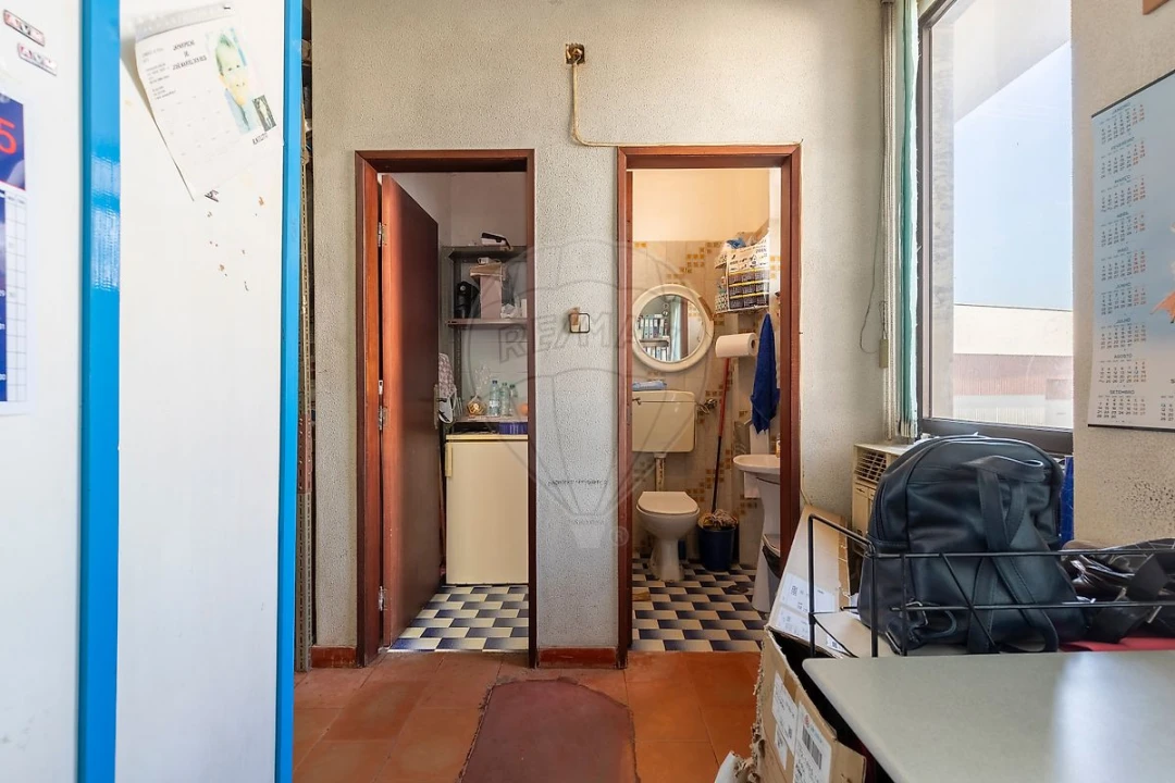 Loja para Venda em Santa Maria, São Pedro e Matacães Foto 11