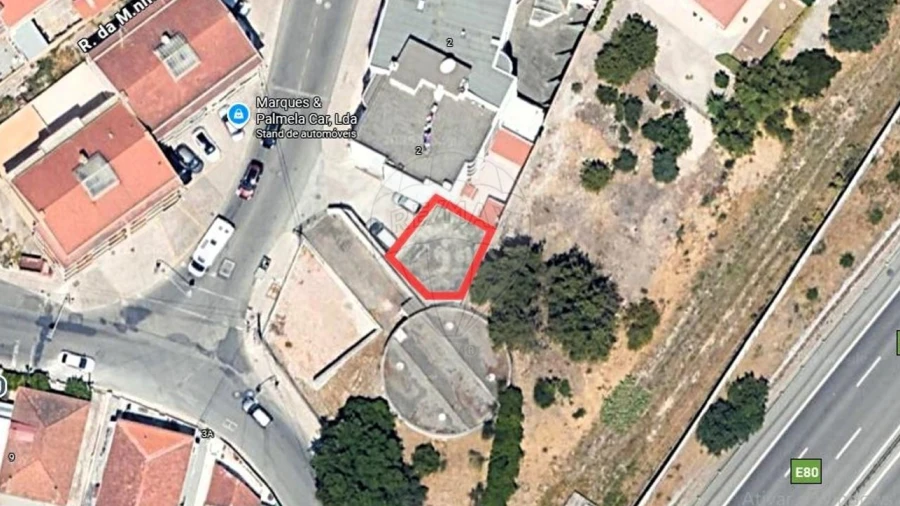 Garagem para Venda em Alverca do Ribatejo e Sobralinho