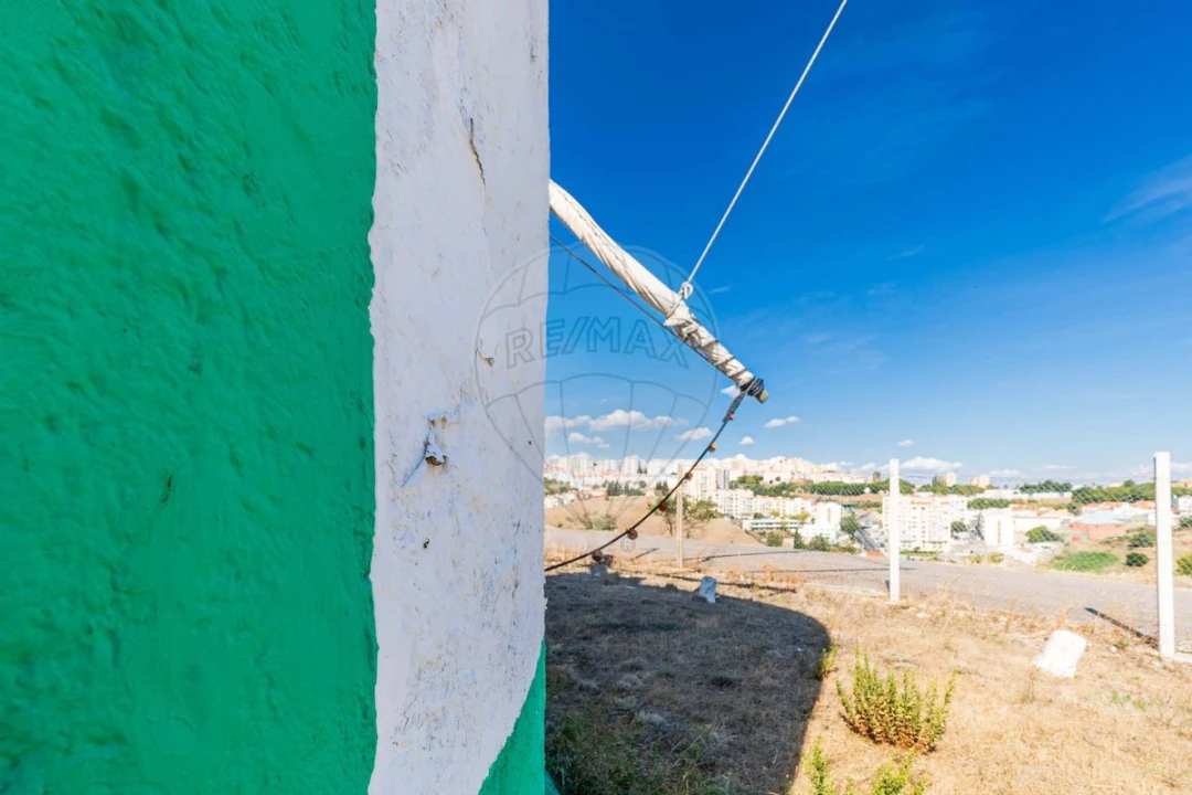 Negócio para Venda em Odivelas Foto 3