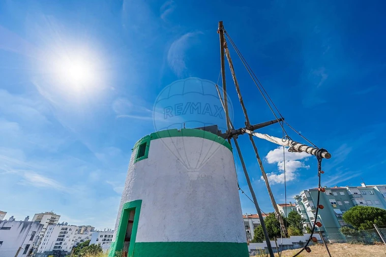 Negócio para Venda em Odivelas Foto 5
