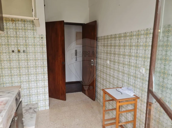 Apartamento T1 para Venda em Vialonga Foto 12