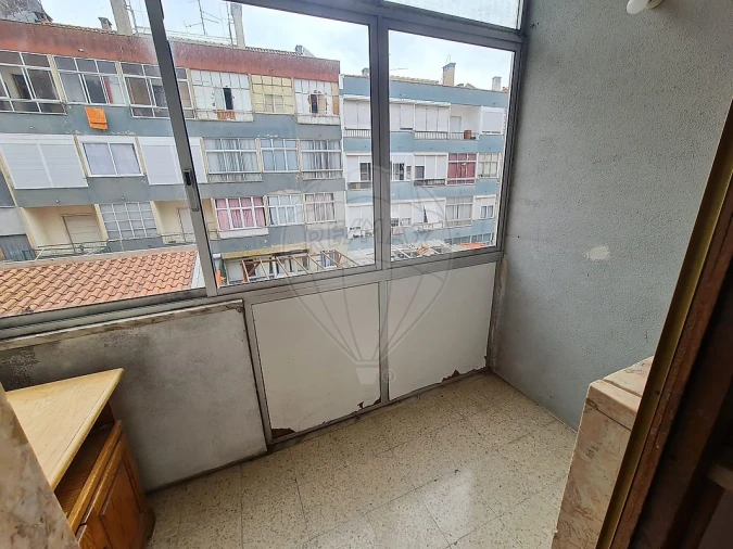 Apartamento T2 para Venda em Póvoa de Santa Iria e Forte da Casa Foto 16