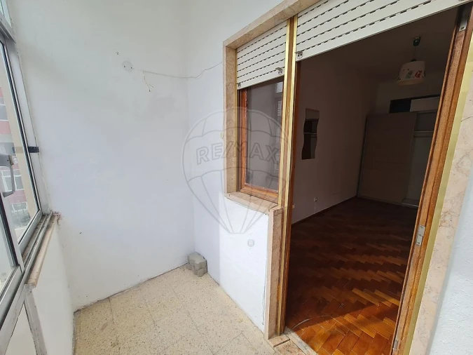 Apartamento T2 para Venda em Póvoa de Santa Iria e Forte da Casa Foto 2
