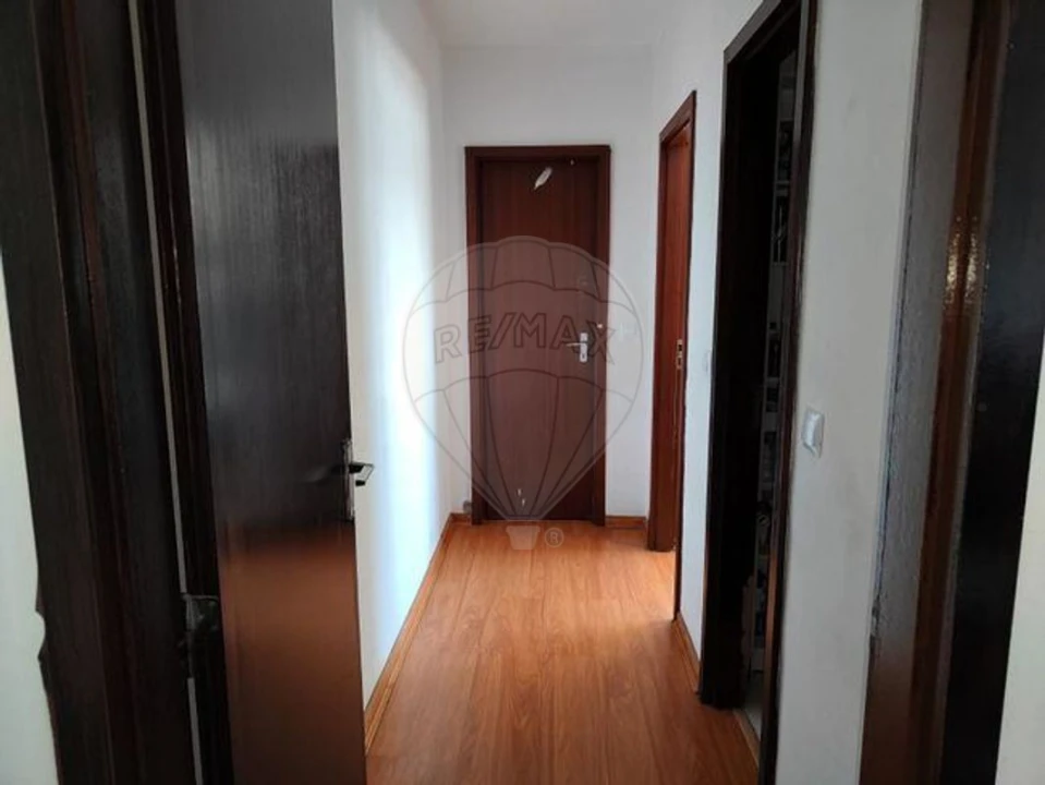 Apartamento T1 para Venda em Santo Antonio da Charneca Foto 3