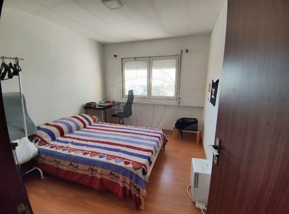 Apartamento T1 para Venda em Santo Antonio da Charneca Foto 2