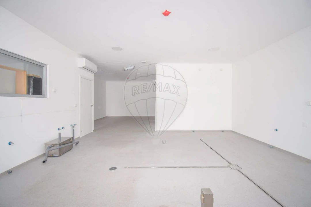 Loja para Venda em São Domingos de Rana Foto 8