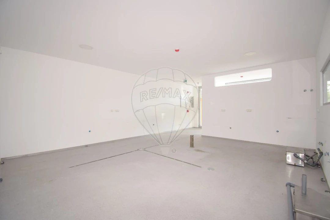 Loja para Venda em São Domingos de Rana Foto 16