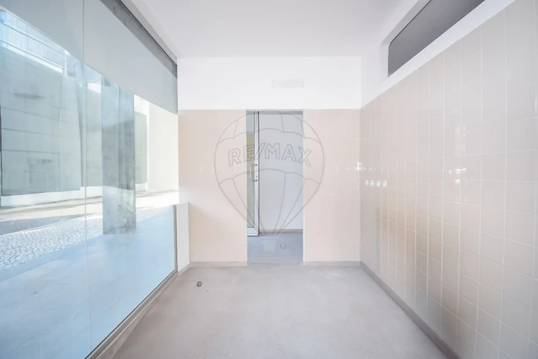 Loja para Venda em São Domingos de Rana Foto 12