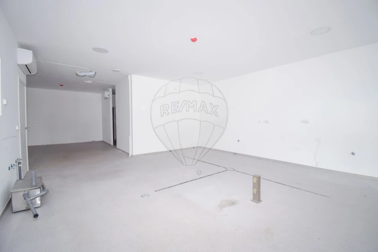 Loja para Venda em São Domingos de Rana Foto 11