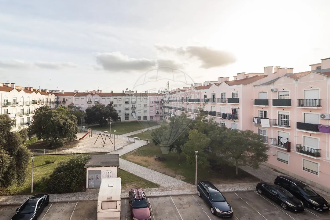 Apartamento T3 para Venda em Pinhal Novo Foto 35