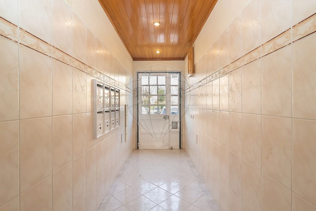 Apartamento T3 para Venda em Pinhal Novo Foto 2